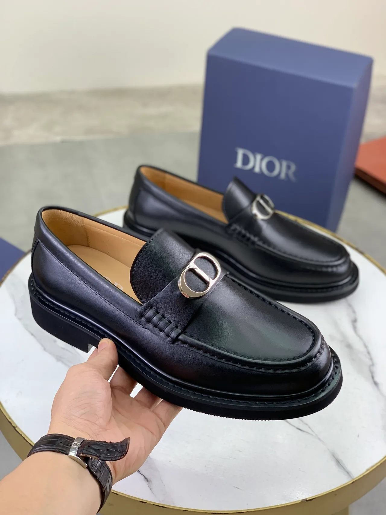 Dior Black Silver Leather D-Shaped Metal Buckle Loafer