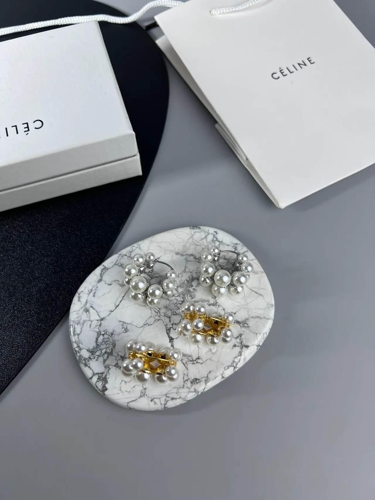Céline White Silver Pearl Cluster Metal Jewelry