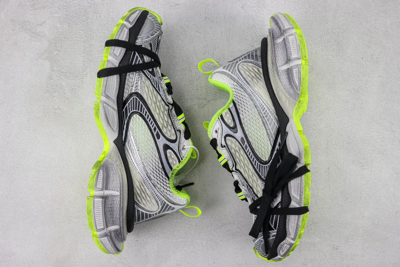 New Balance Gray Green Sculpted Midsole Mesh And Synthetic Overlay Construction Chunky Sneakers