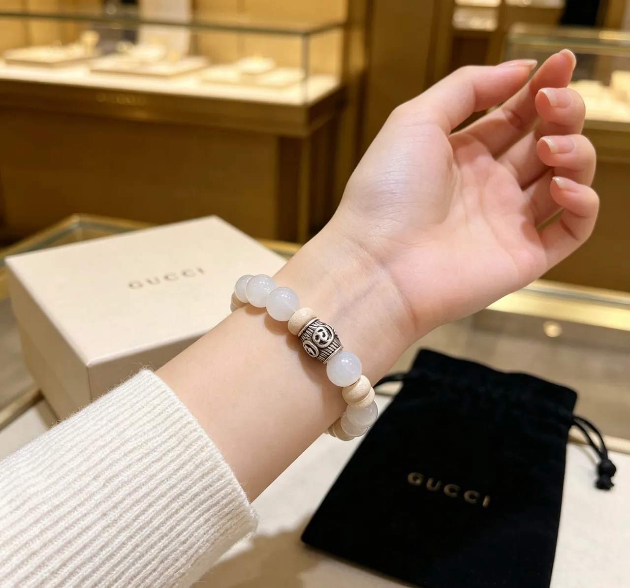 Gucci Beige Silver Beaded Ornate Metalwork Bracelet