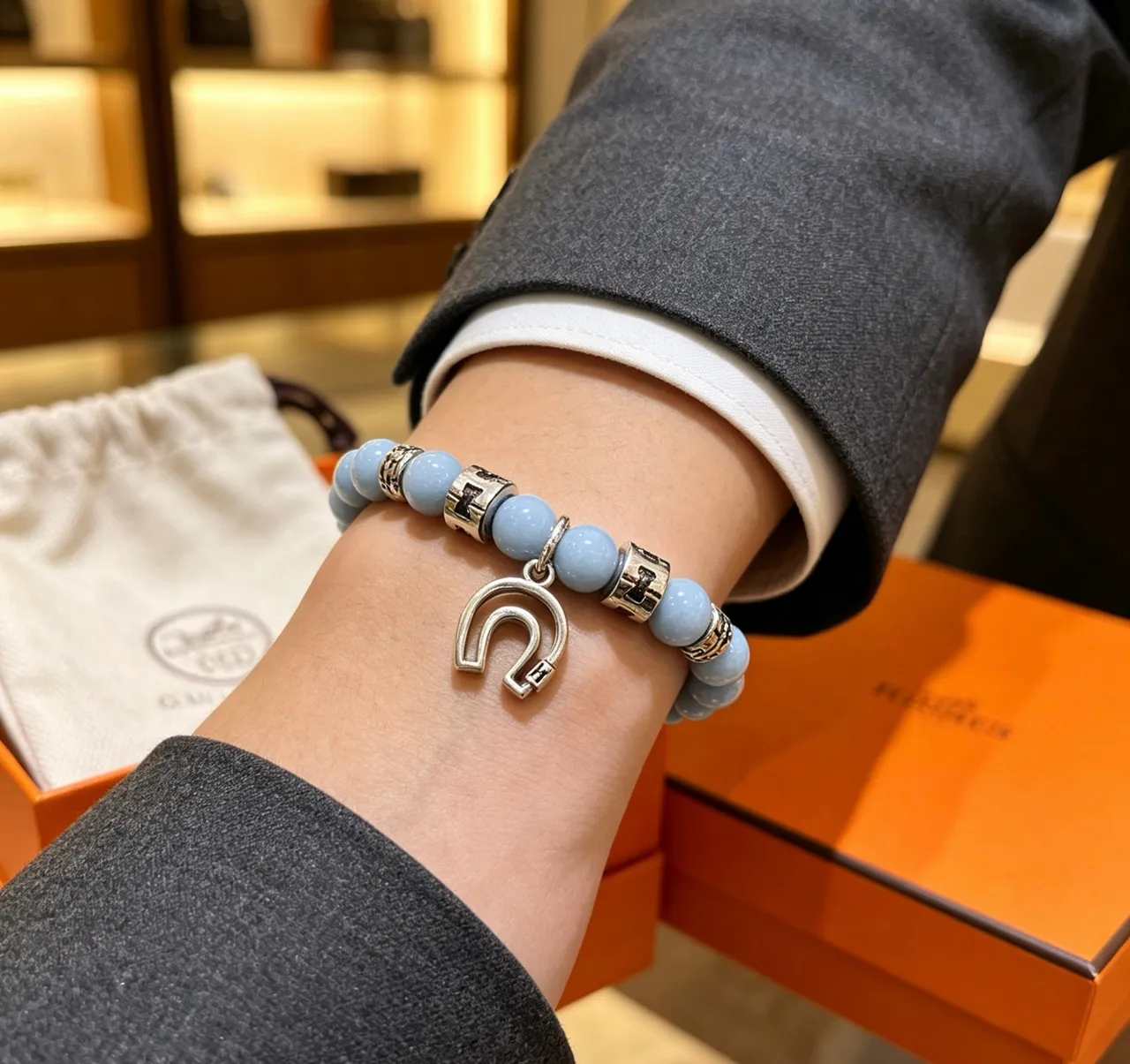 Gucci Beaded Light Blue Stone and Silver-Tone Horseshoe Charm Bracelet