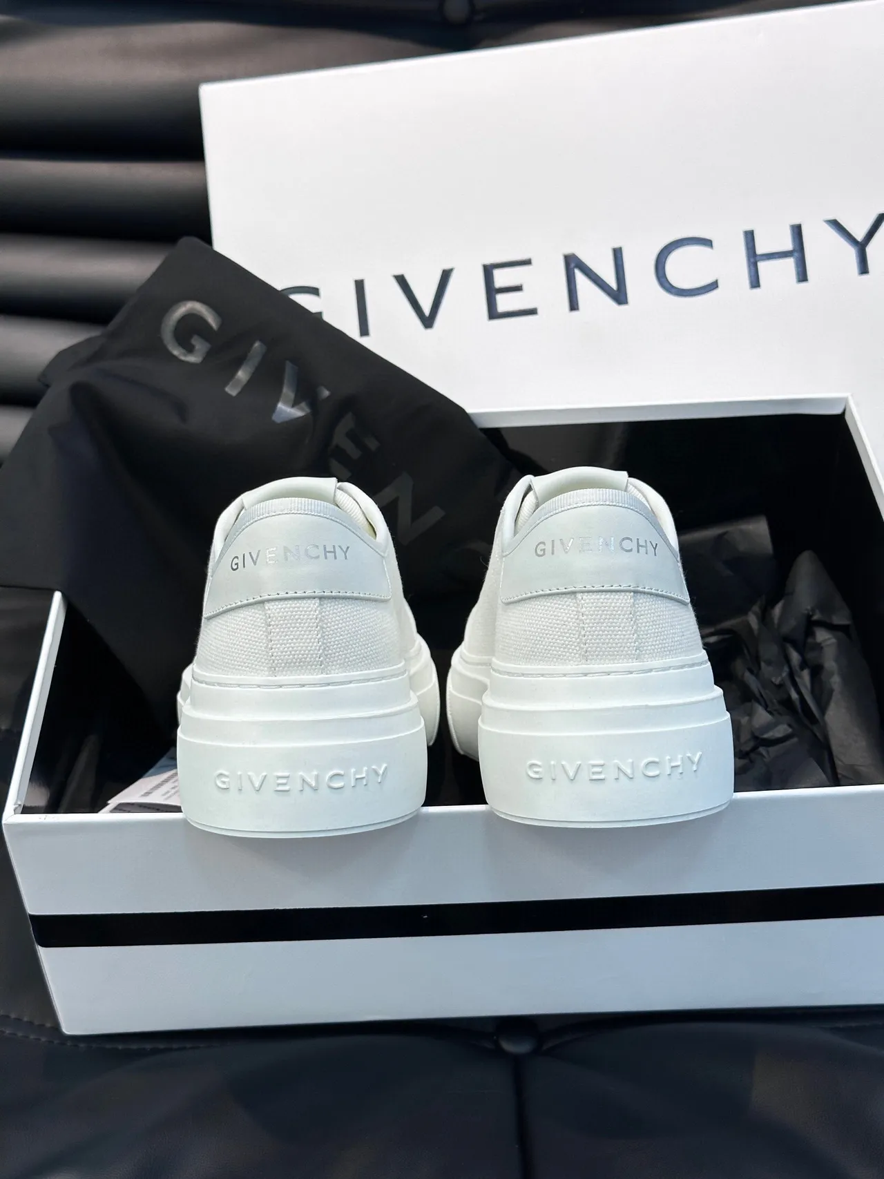 Givenchy White Minimalist Low-Top Lifestyle Sneakers