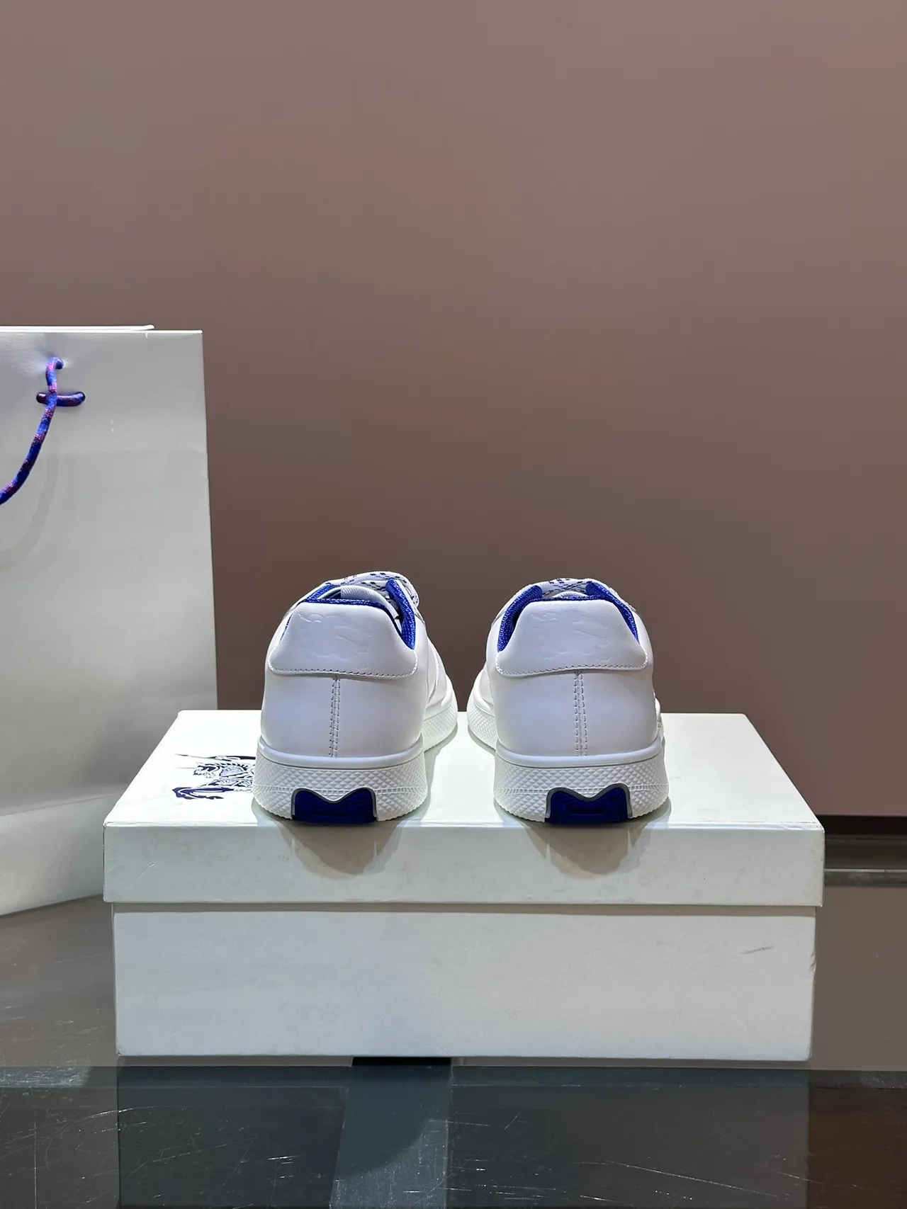 Burberry Knight White and Blue Leather Lifestyle Sneakers