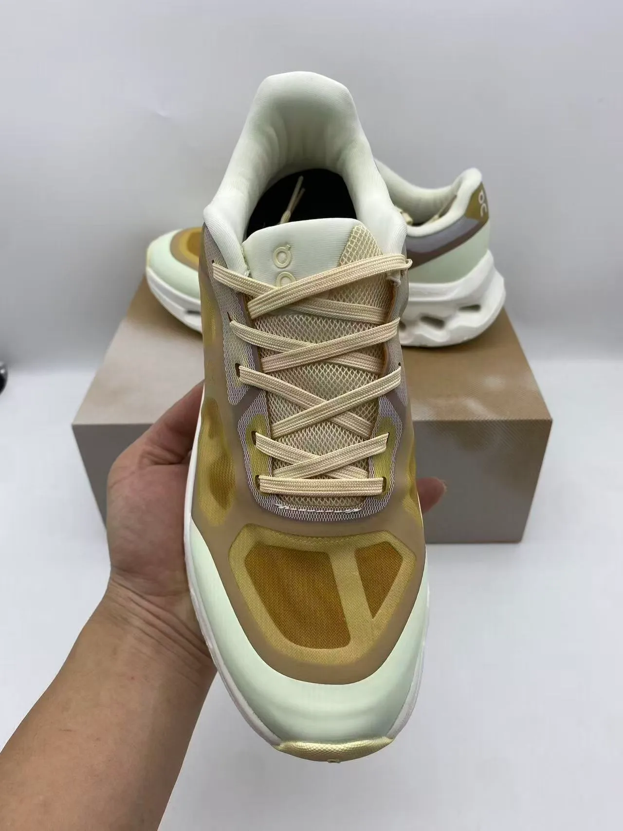 On Beige Gray Sculpted Open-Cell Midsole Mesh And Synthetic Overlay Upper Running Shoes