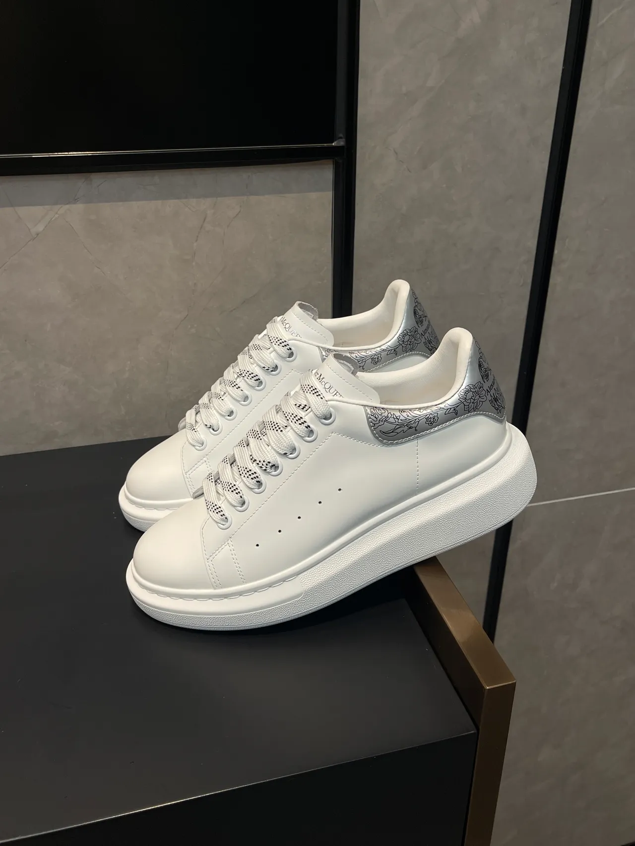 Alexander McQueen Oversized Sneaker White Silver Platform Sole Smooth Leather Upper Lifestyle Sneakers
