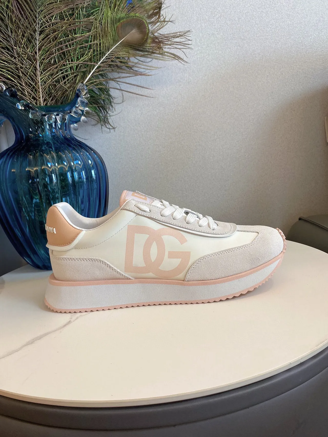 DC Shoes Beige Pink Platform Sole Suede And Synthetic Upper Lifestyle Sneakers