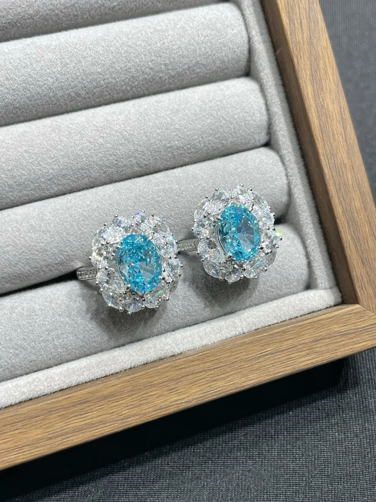 Oval Blue Gemstone Halo Cluster Ring
