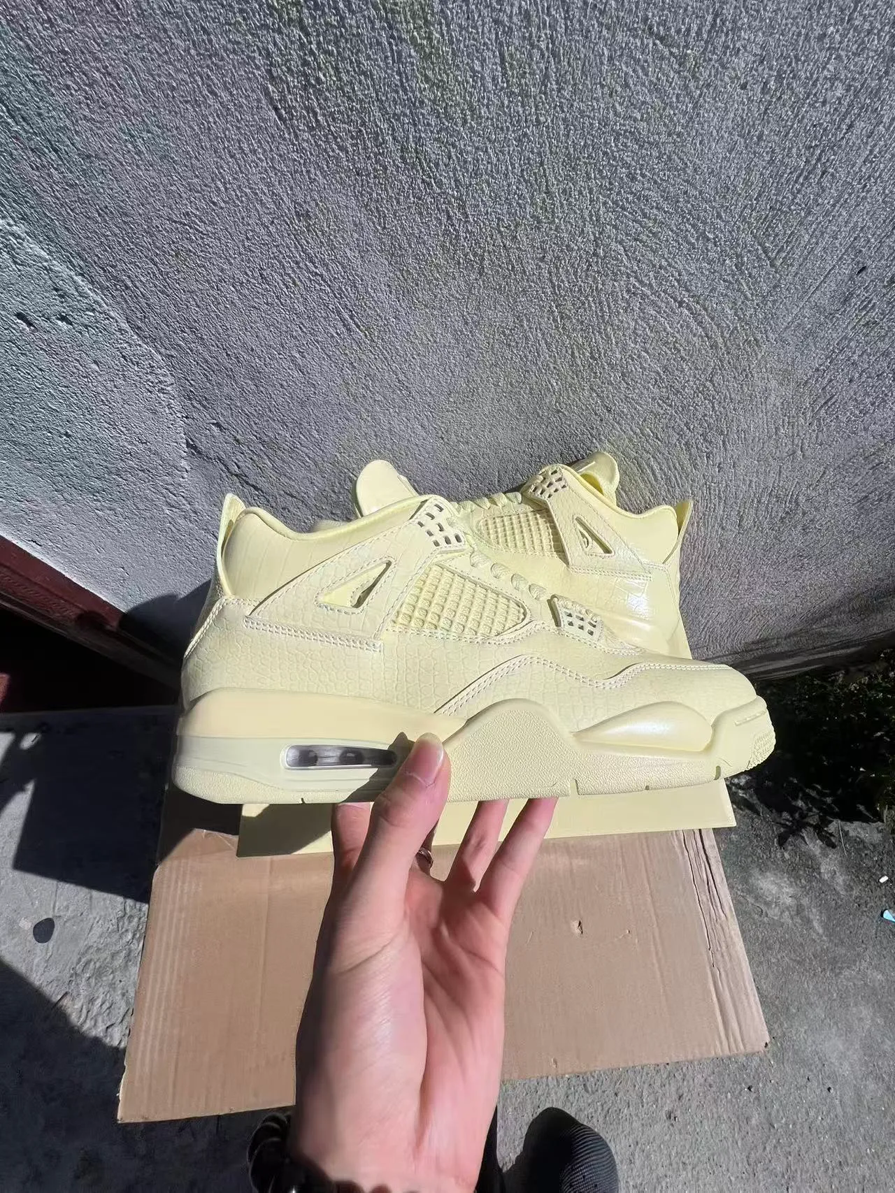Air Jordan 4 Monochromatic Cream Basketball Shoes