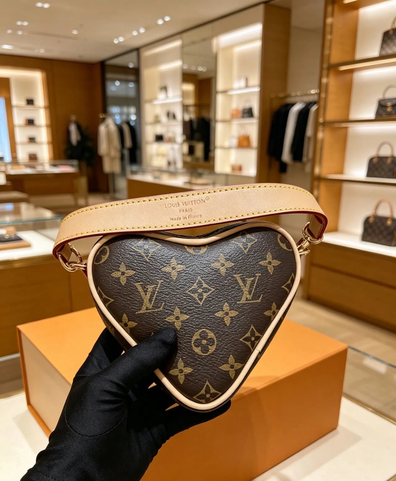 Louis Vuitton White Pink Heart-Shaped Monogram-Printed Handbag