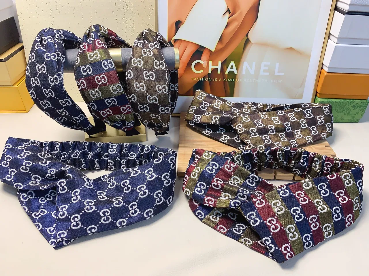 Gucci Multicolor Navy Interlocking GG Monogram Elastic Gathered Center Silk Scarf