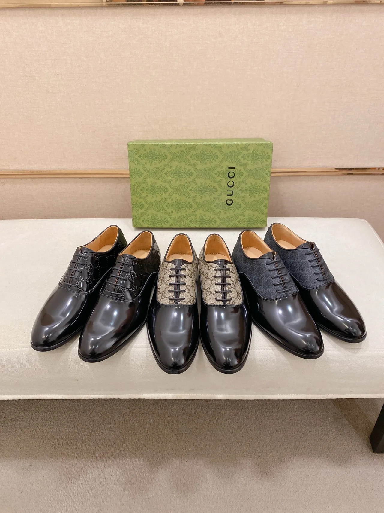 Gucci Black Green Patent Leather GG Monogram Embossed Oxford Shoes