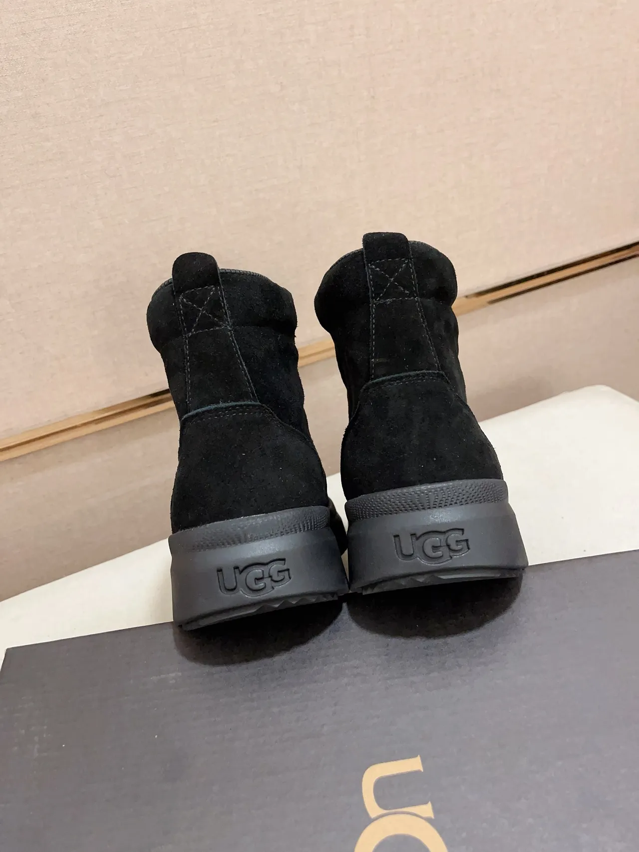 UGG Black Suede Upper Lace-Up Front Work Boots