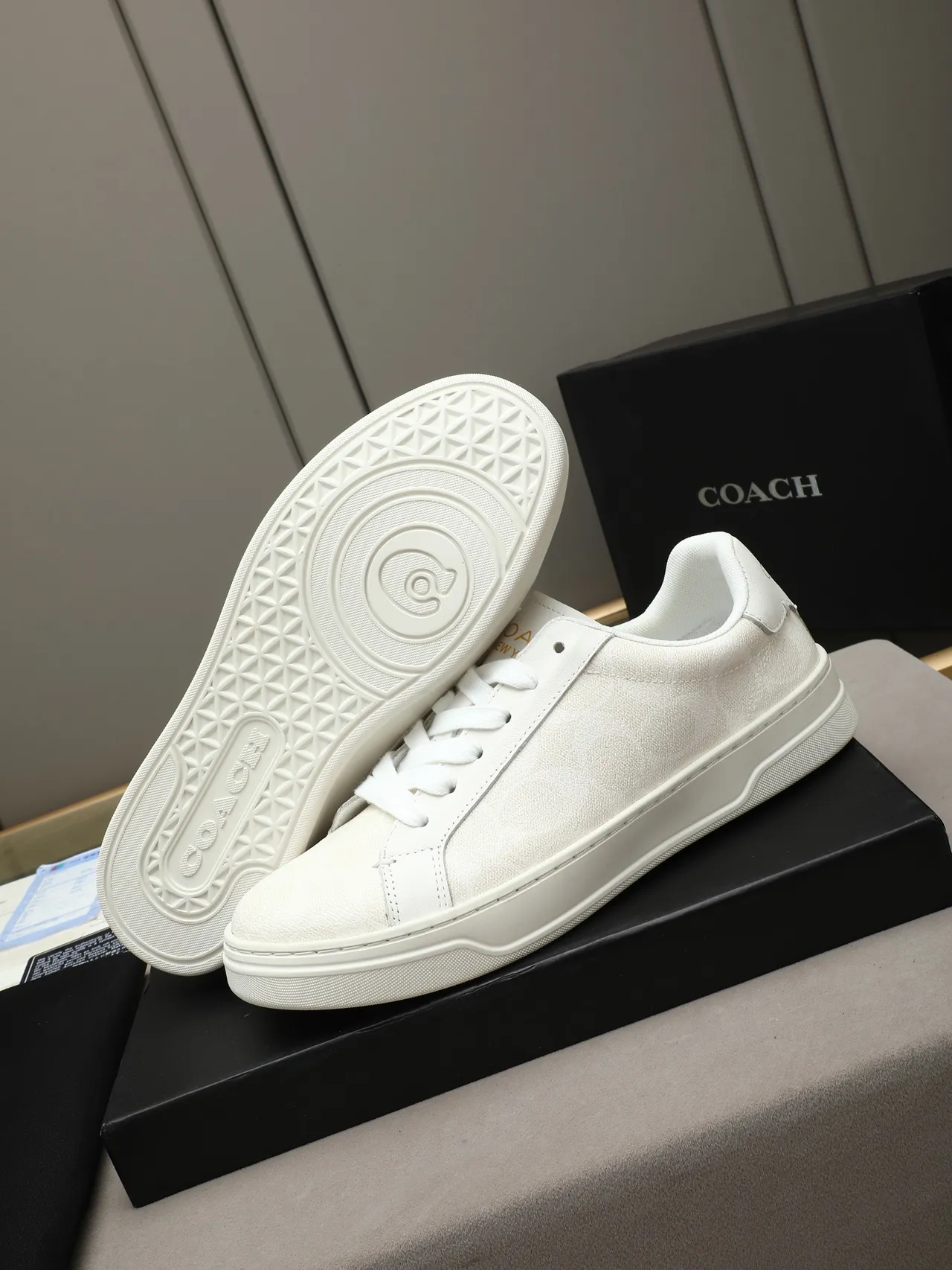 Coach White Low-Top Lifestyle Sneaker