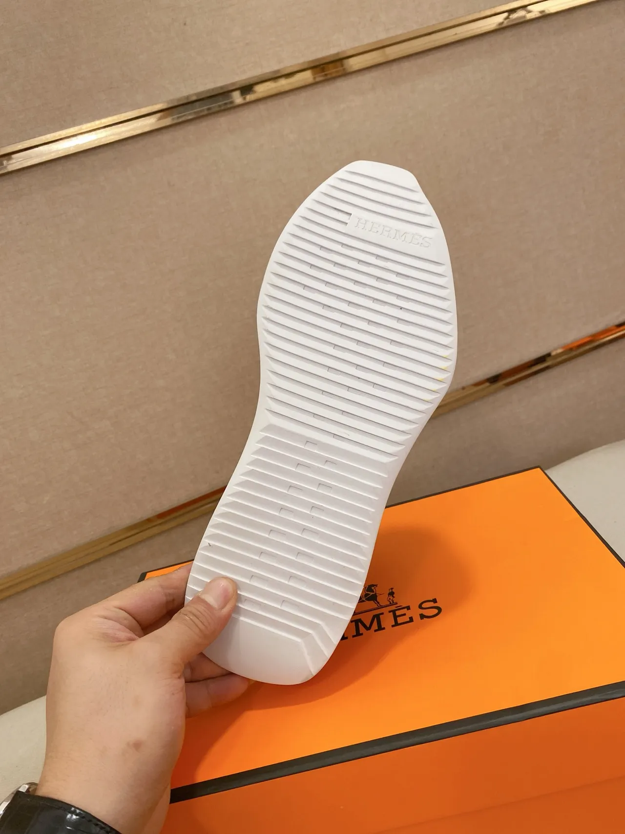 Hermès Gray White Mesh And Suede Upper Low-Top Sneakers