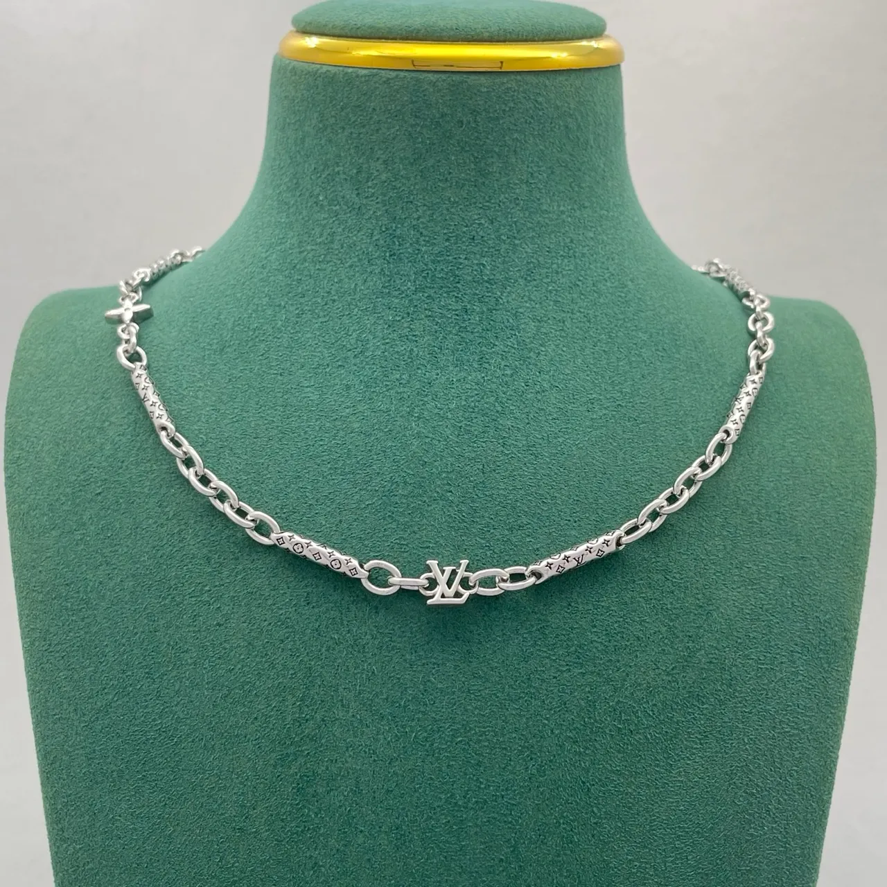 Louis Vuitton Monogram Chain Silver-Tone Link Necklace