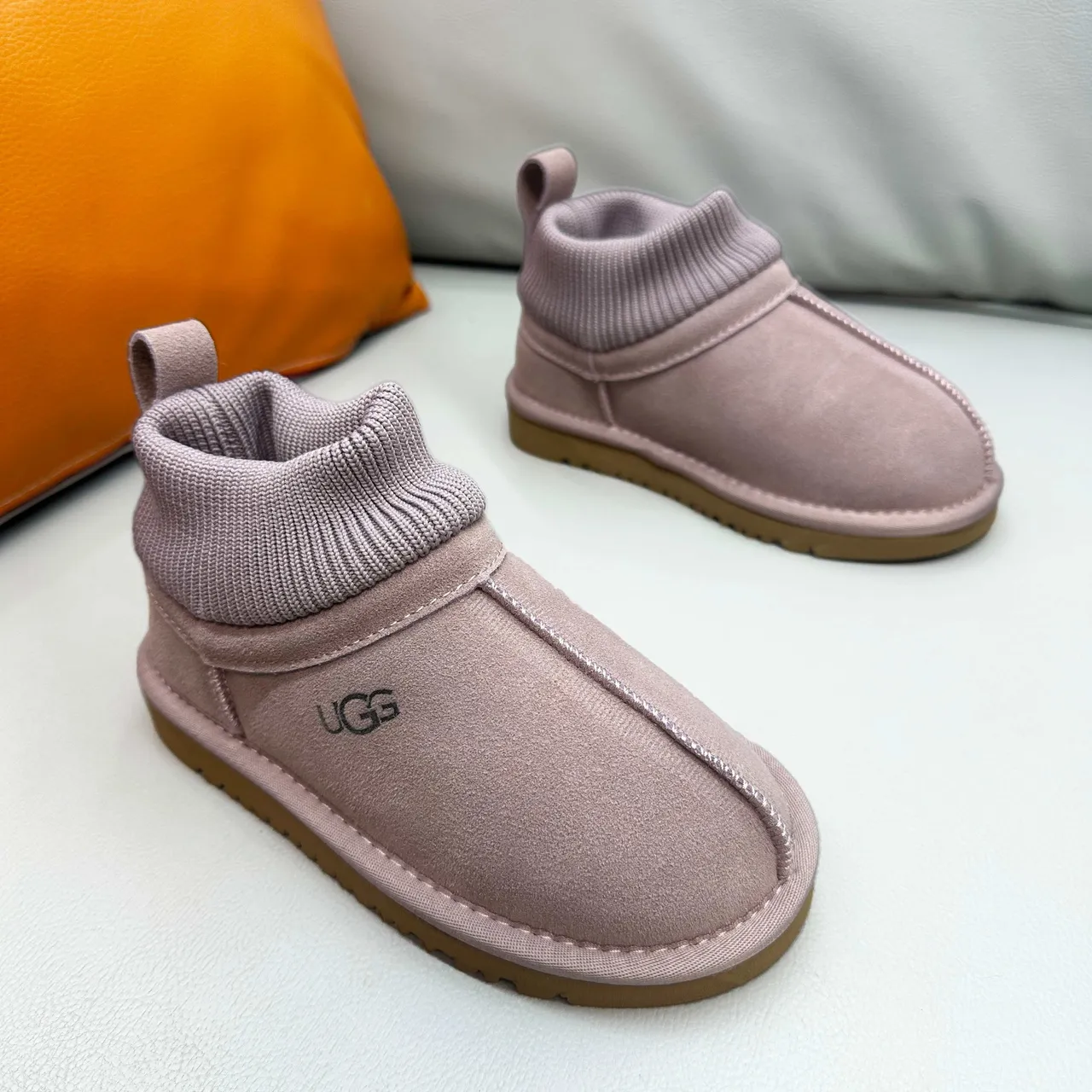 UGG Brown Beige Suede Upper Ribbed Knit Cuff Snow Boots
