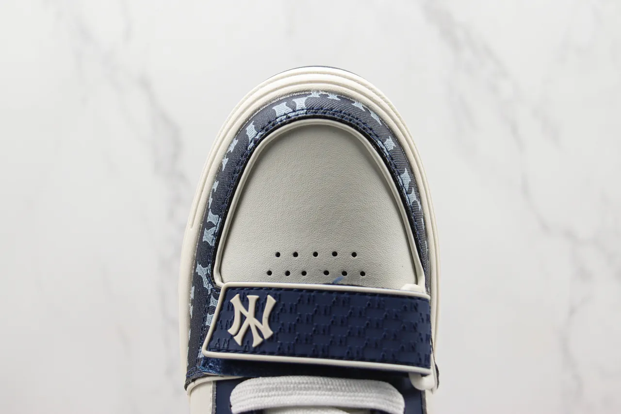 Mitchell & Ness New York Yankees Monogram Platform Lifestyle Sneakers