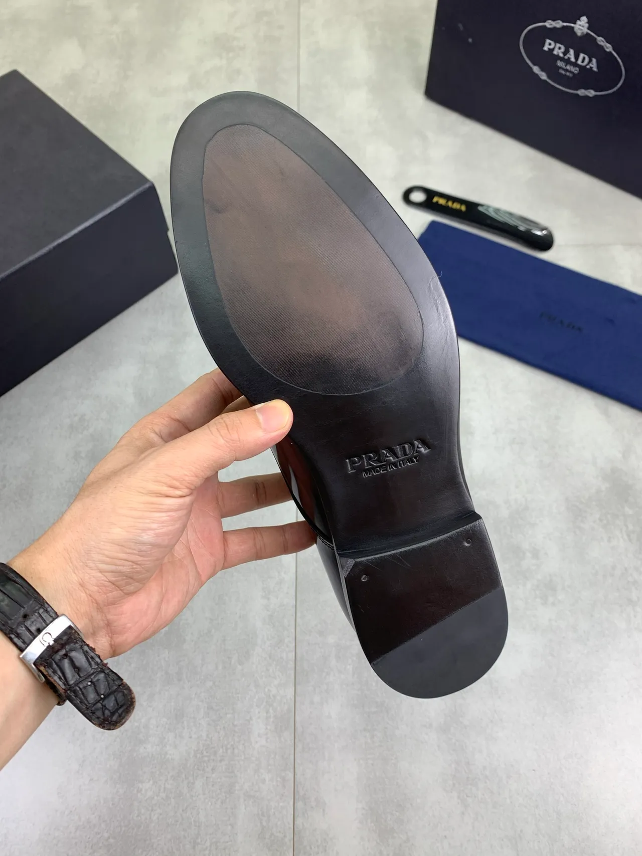 Prada Brown Black High-Gloss Patent Leather Cap-Toe Oxford Shoes