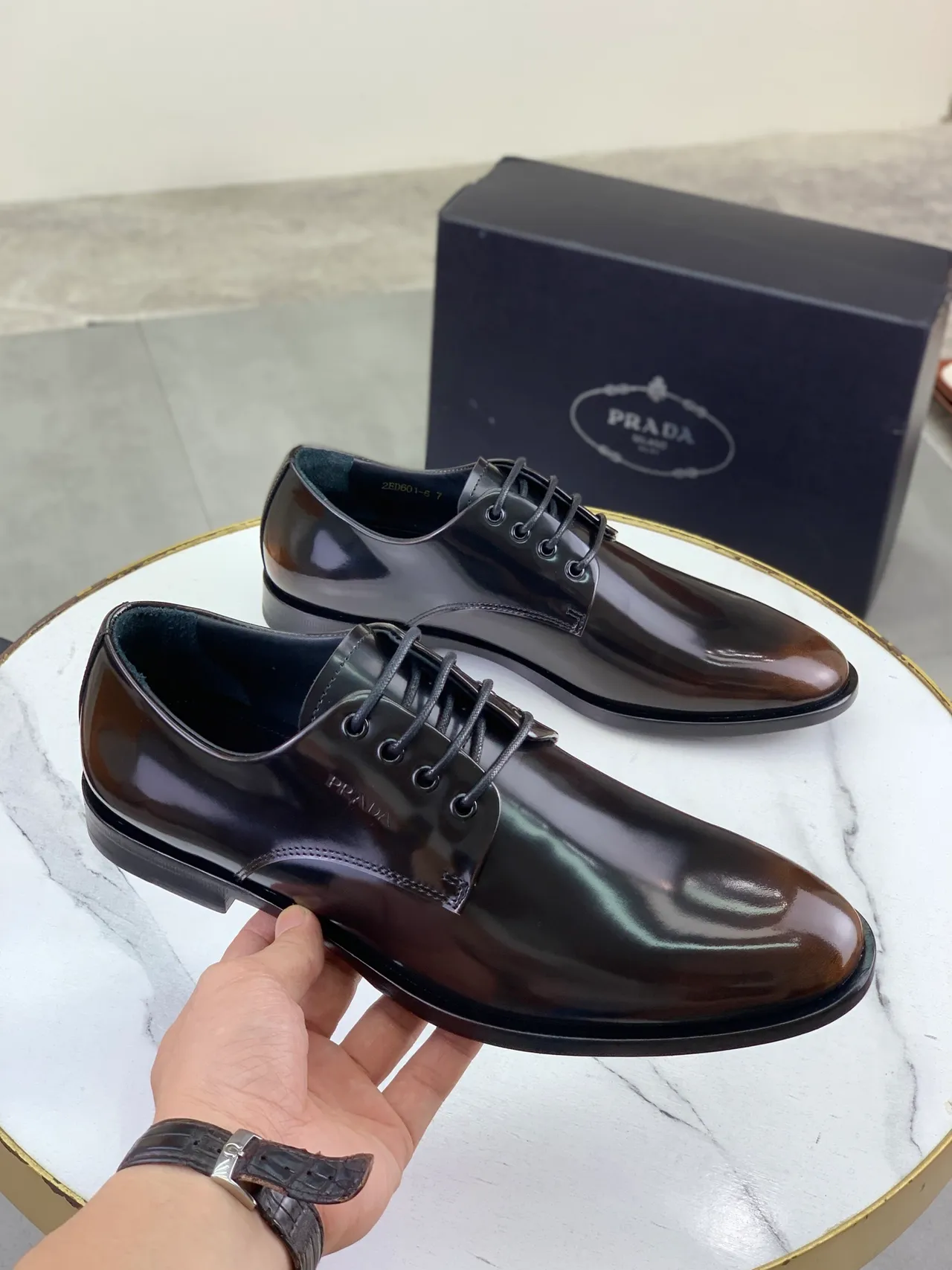 Prada Brown Black High-Gloss Patent Leather Cap-Toe Oxford Shoes