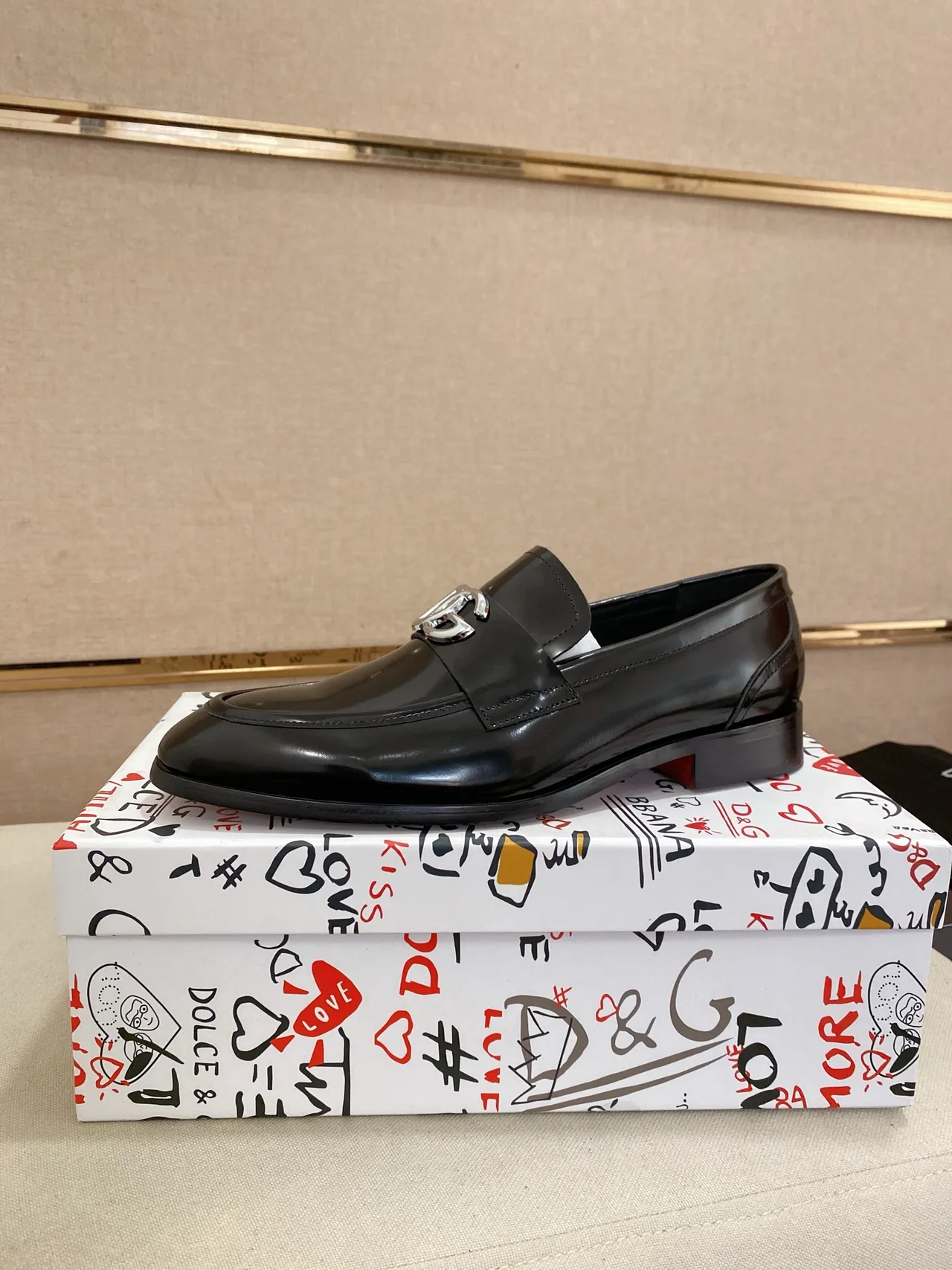 Dolce & Gabbana Black Red Polished Leather Metal DG Buckle Loafer