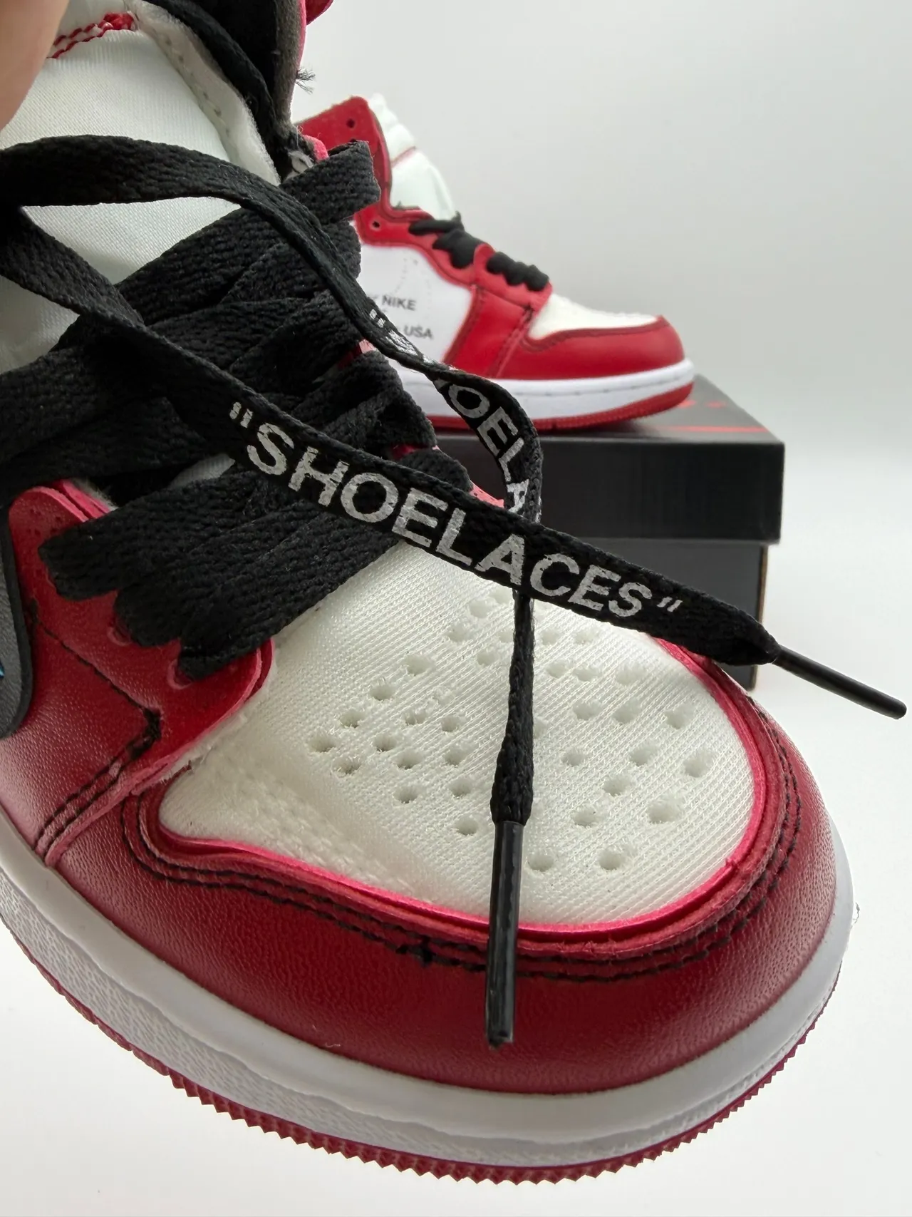 Air Jordan 1 Red White High-Top Perforated Toe Basketball Shoes