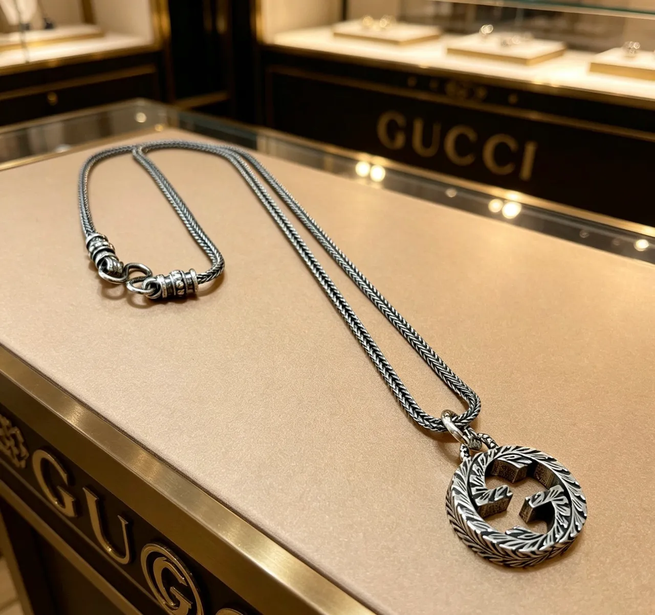 Gucci Silver Braided Rope Chain Interlocking GG Pendant Necklace