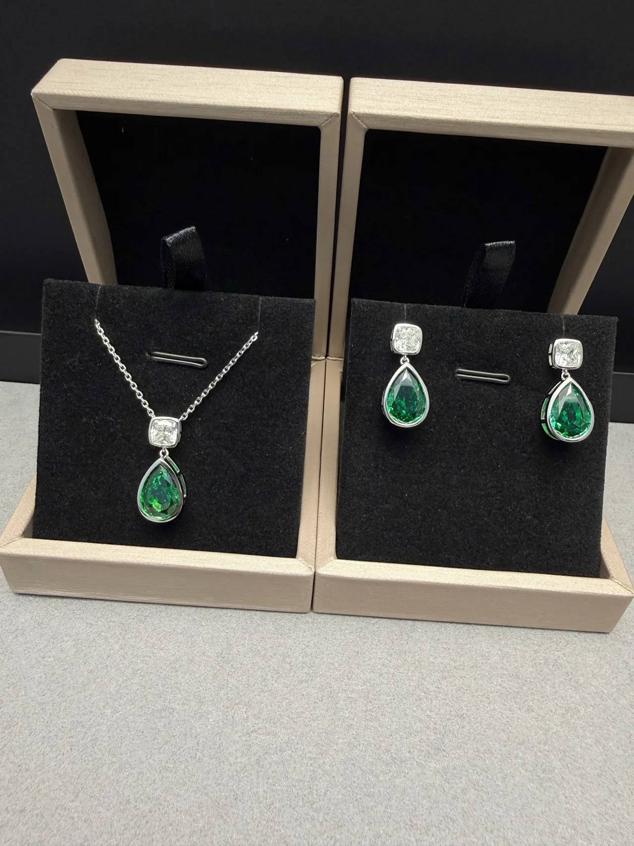 Pear-Shaped Green Gemstone and Square Accent Stone Bezel-Set Pendant Necklace
