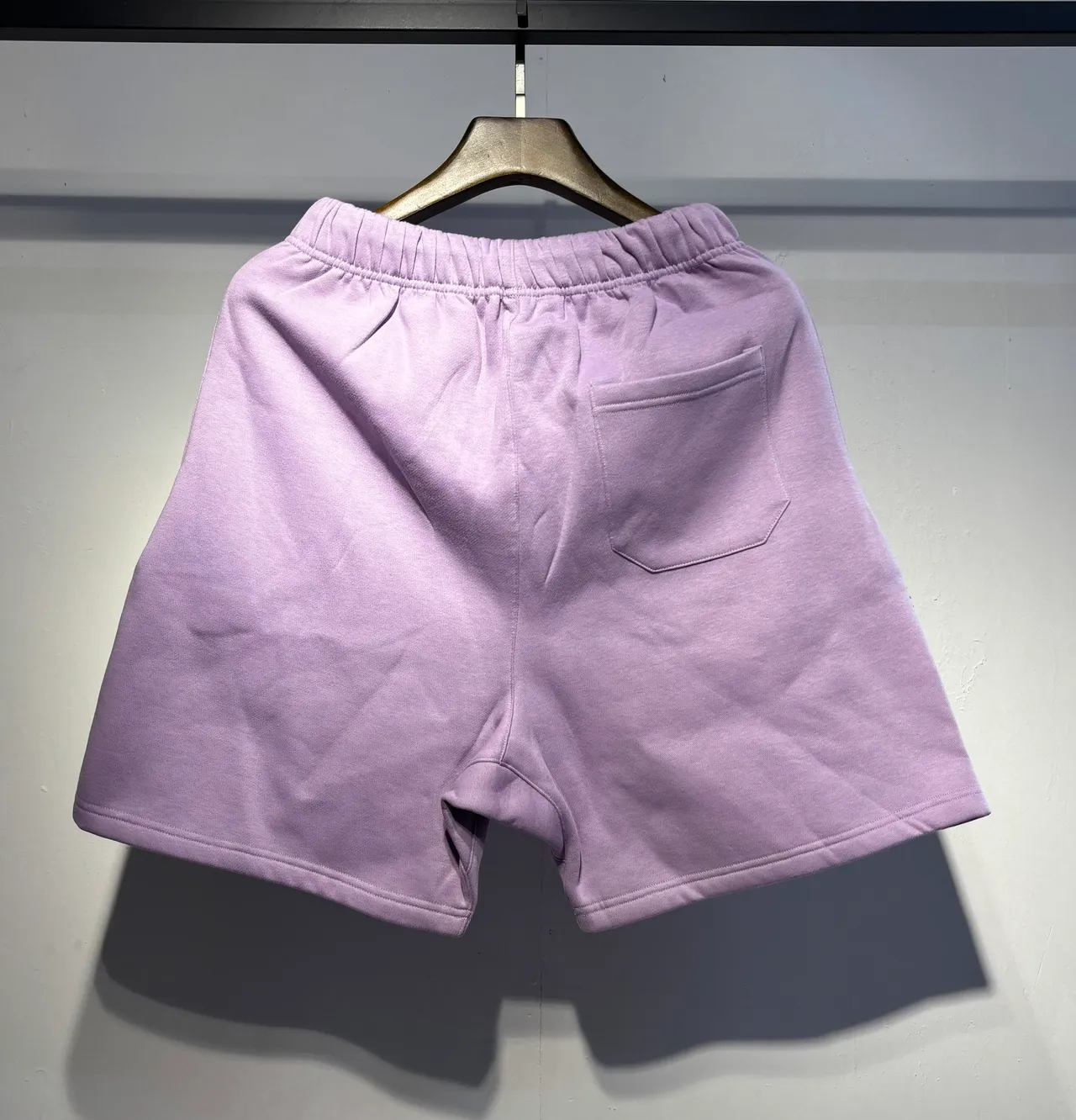 Amiri Script Logo Gradient Dot Shorts