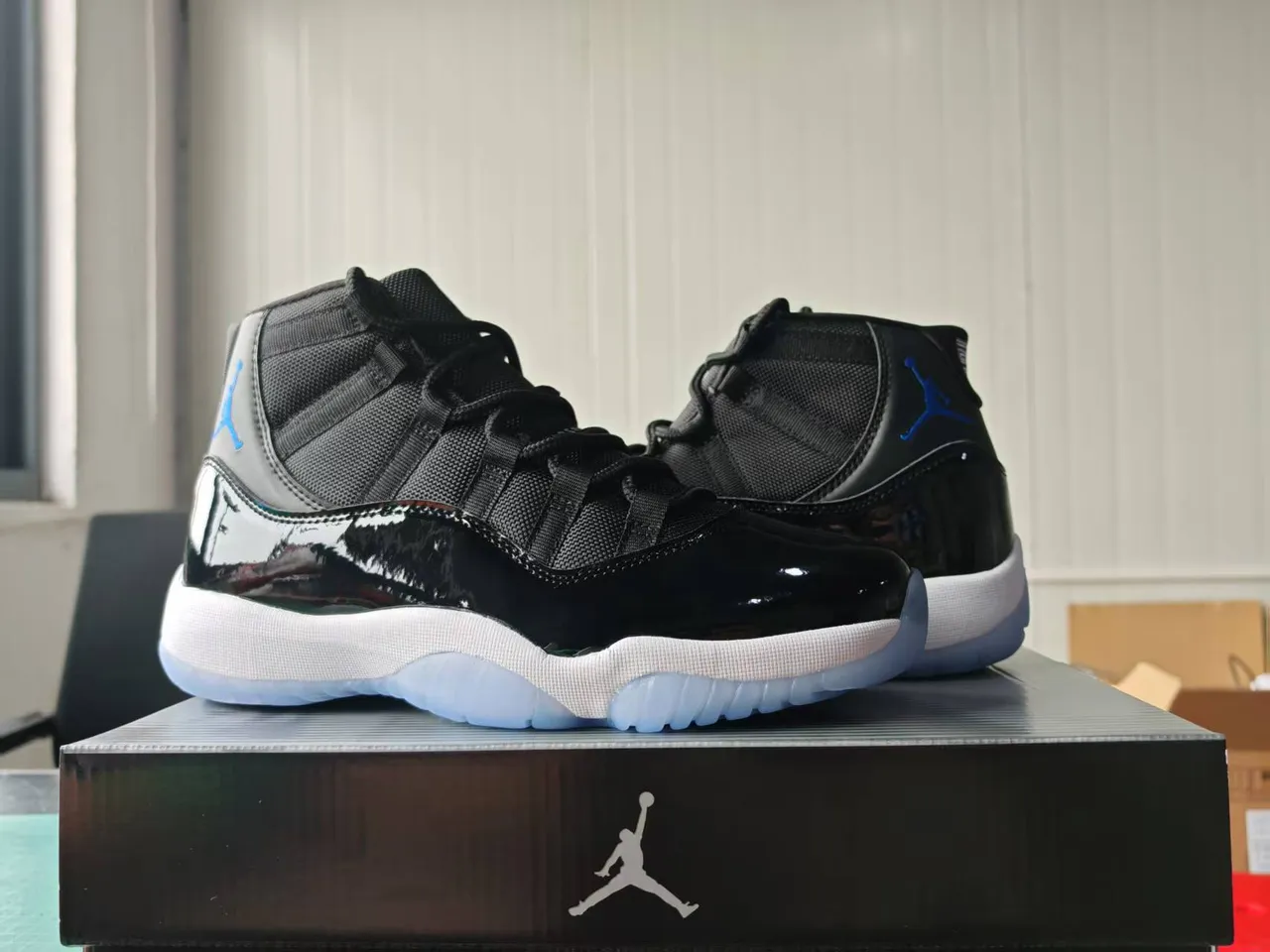 Air Jordan 11 Black Concord Basketball Shoes