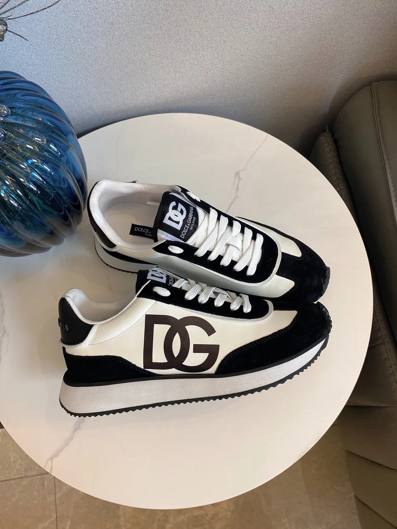 DC Shoes Black Beige Retro Runner Silhouette Suede And Leather Paneling Lifestyle Sneakers