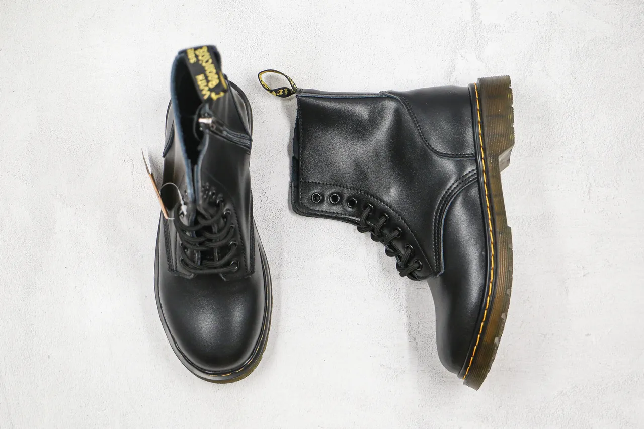 Dr. Martens 1460 Black Smooth Leather 8-Eyelet Martin Boot