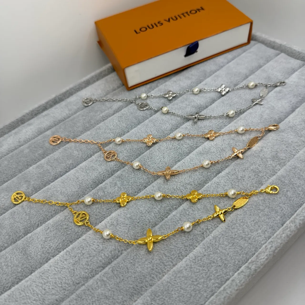 Louis Vuitton Flower Collection Gold-Tone Pearl and Monogram Charm Bracelet