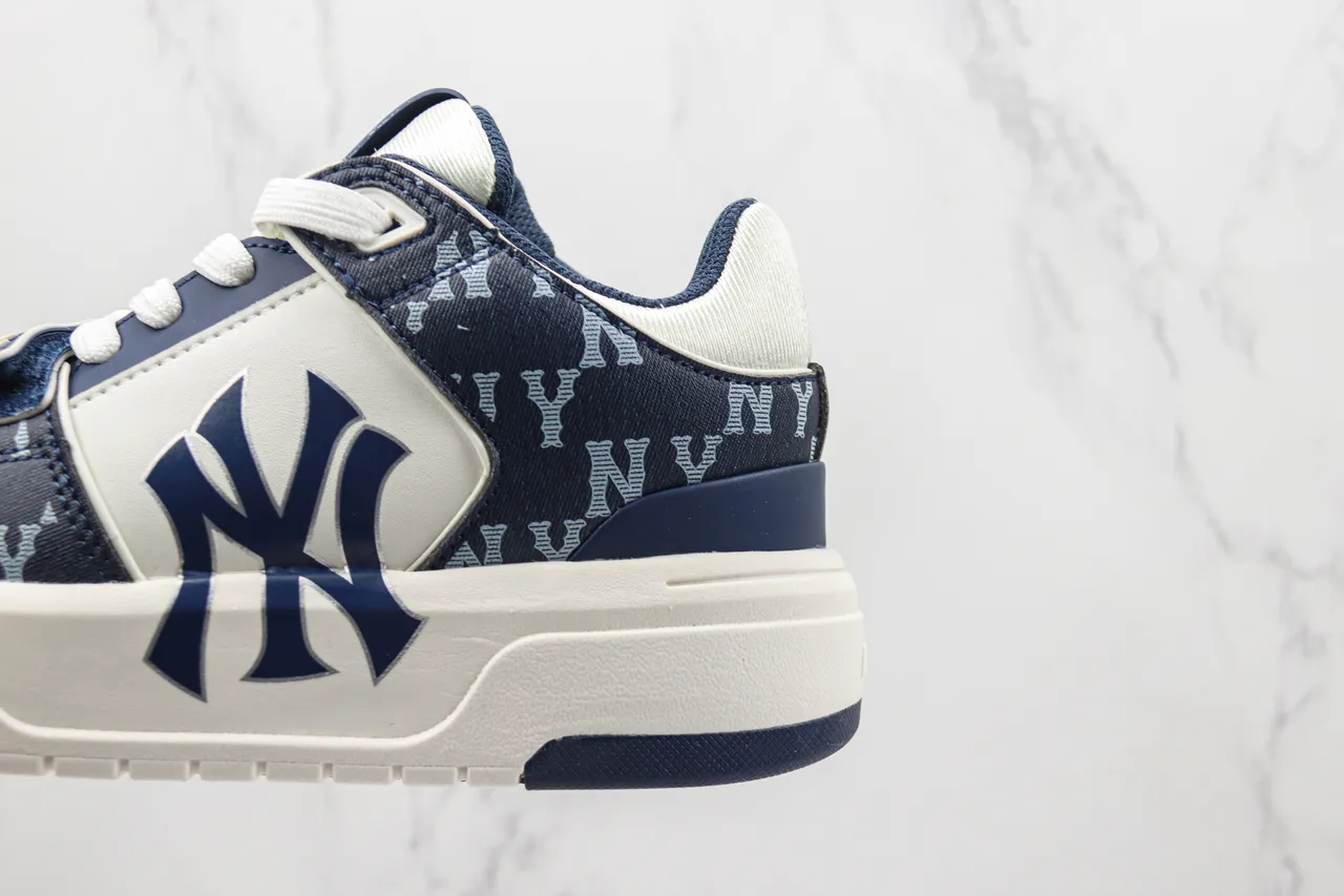 Mitchell & Ness New York Yankees Monogram Platform Lifestyle Sneakers