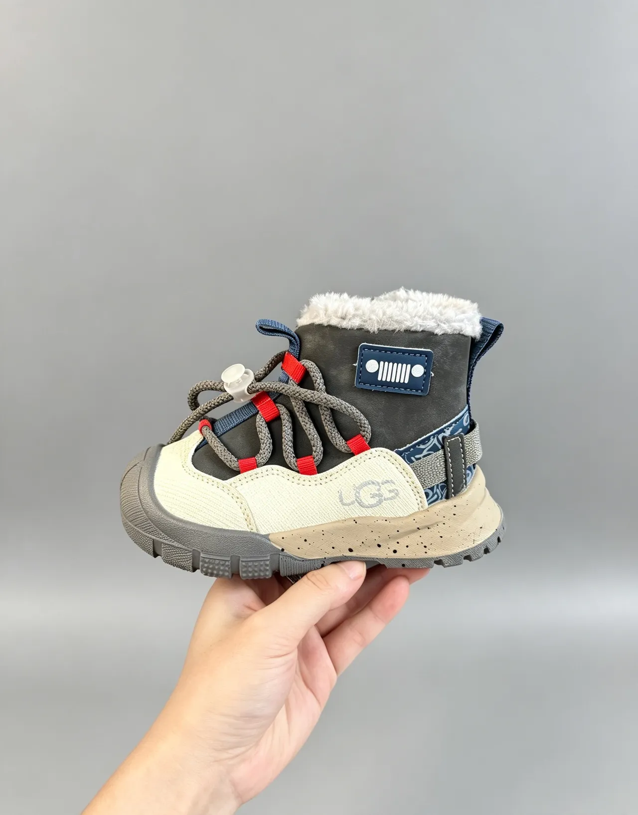 UGG Beige Gray Shearling-Lined Chunky Tread Sole Snow Boots