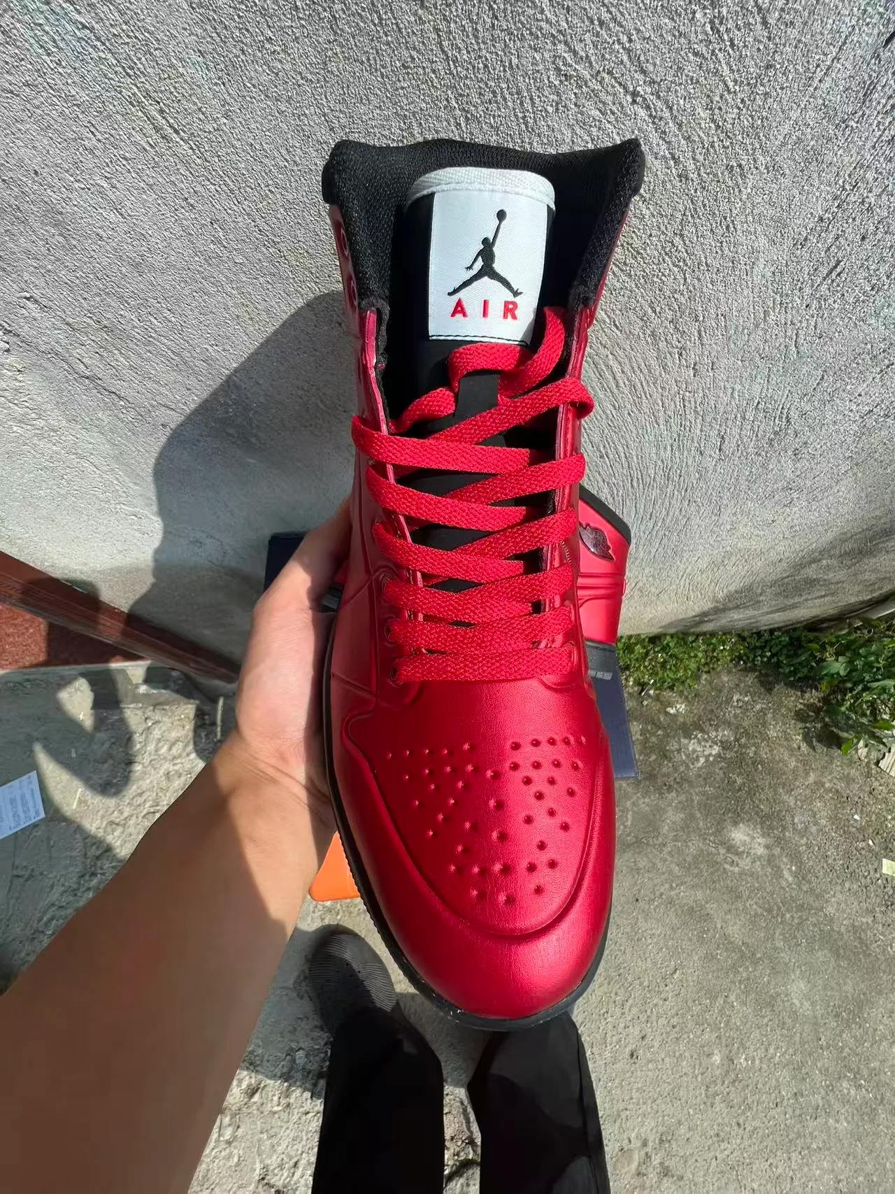 Air Jordan 1 High Red and Black Basketball Shoes
