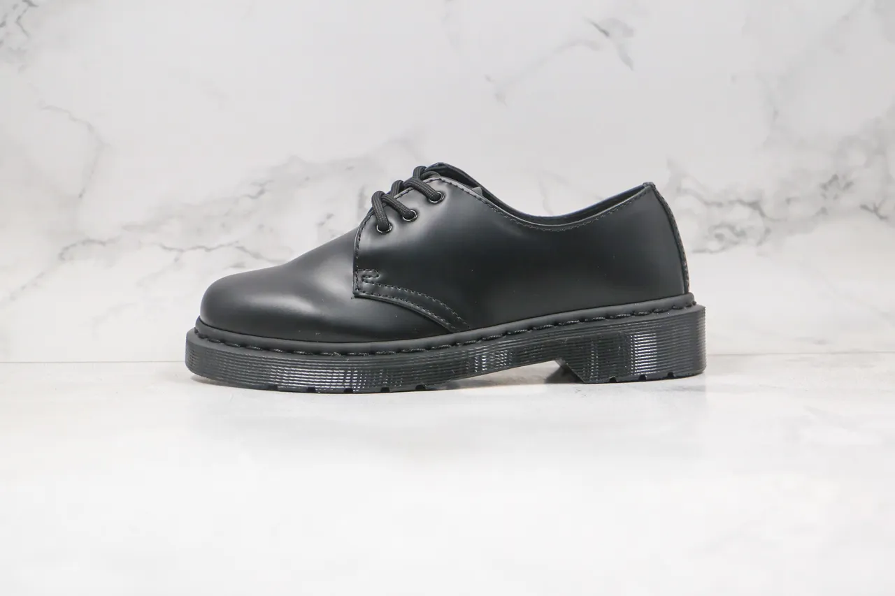 Dr. Martens 1461 Black Smooth Leather 3-Eyelet Closed Lacing Oxford Shoes