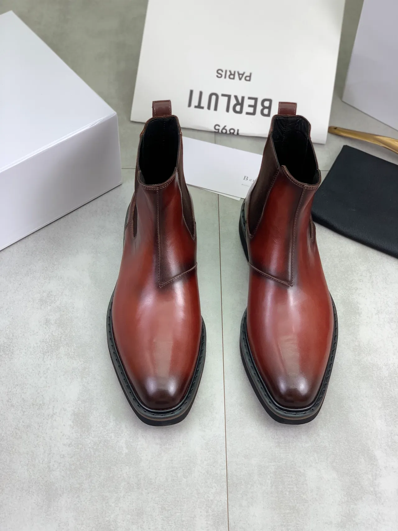 Berluti Brown Black Polished Leather Elastic Side Gussets Chelsea Boots