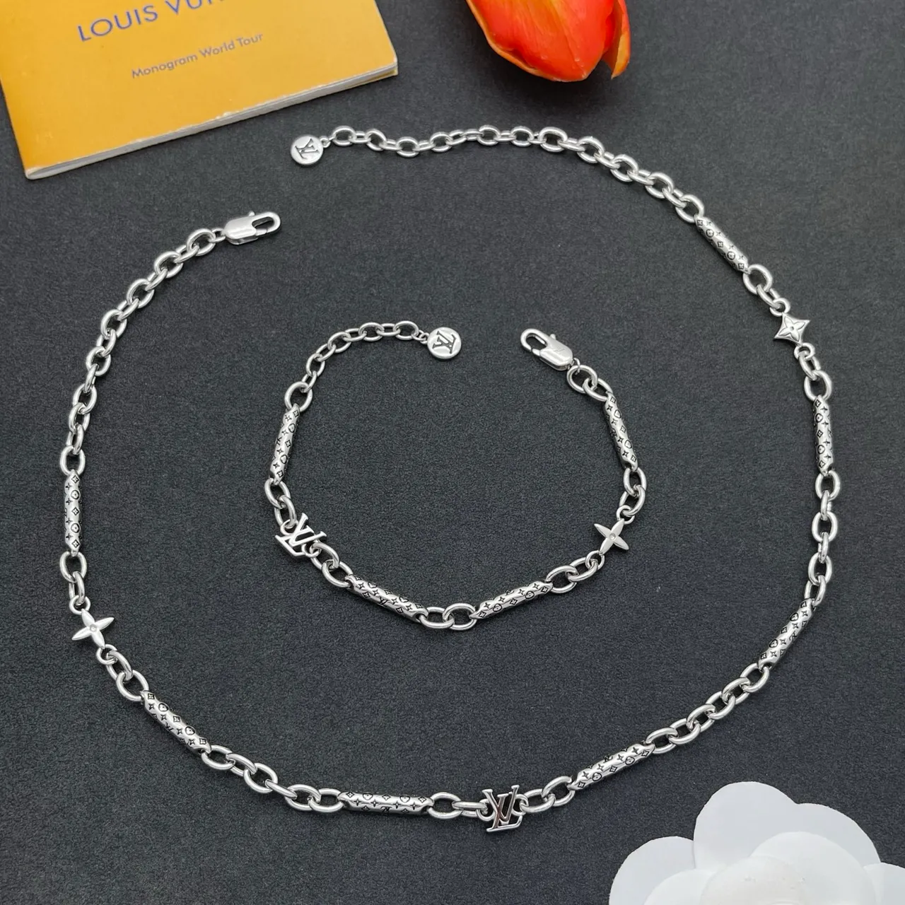 Louis Vuitton Monogram Chain Silver-Tone Link Necklace