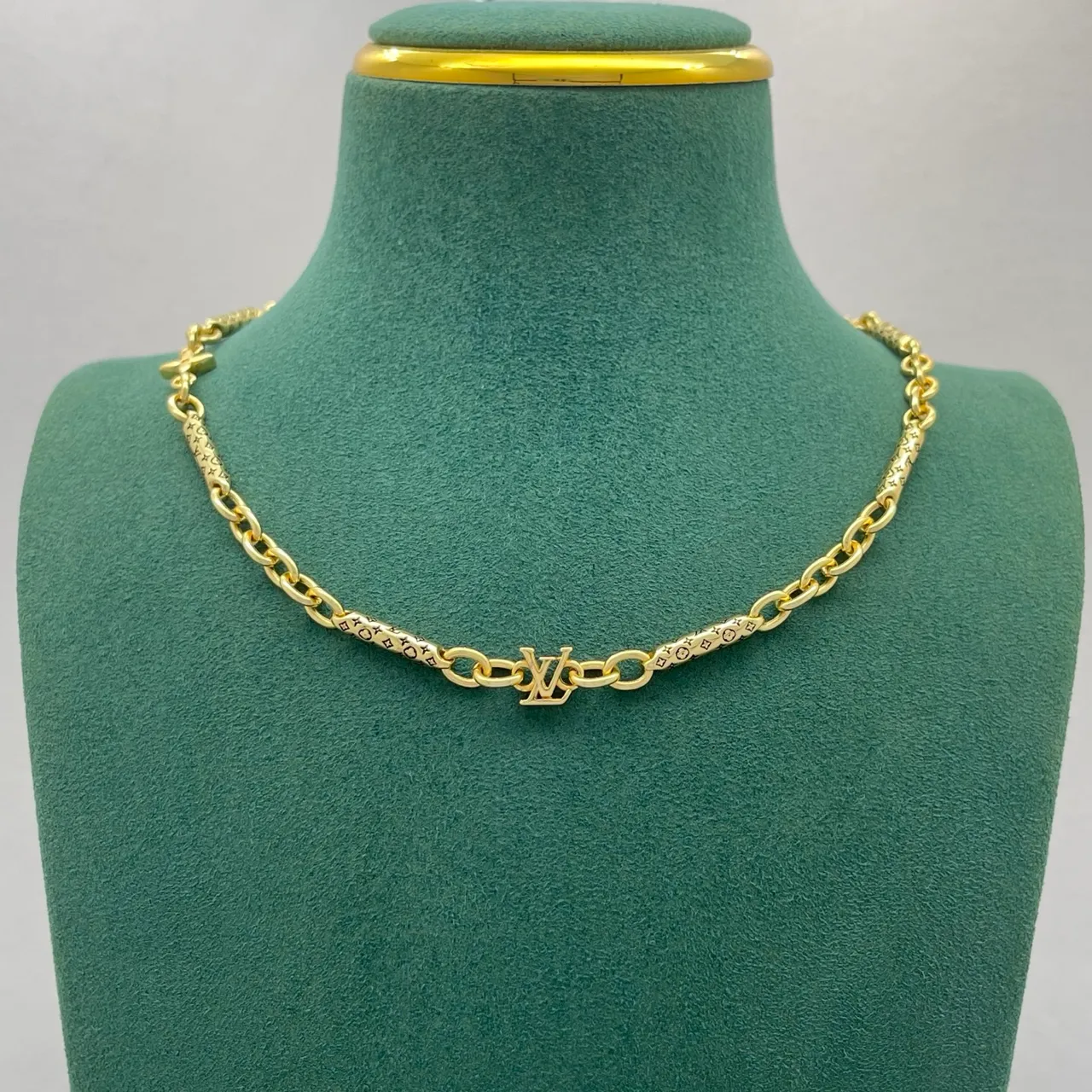 Louis Vuitton Monogram Gold Chain Links Necklace