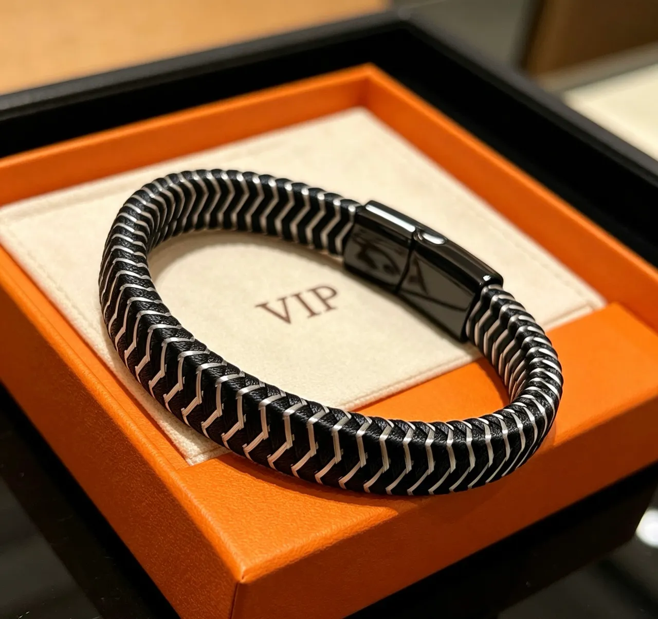 Hermès Black Silver Woven Leather Zigzag Stitching Bracelet