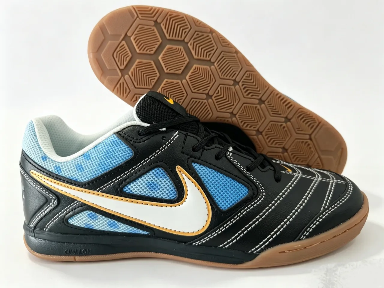 Nike Black Blue Low-Top Gum Rubber Outsole Indoor Soccer Shoes