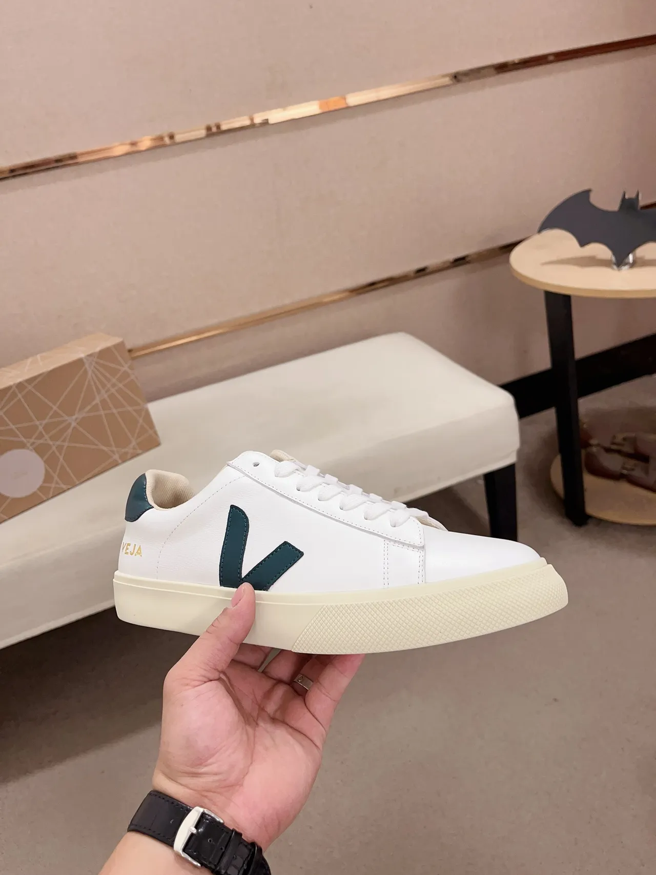 VEJA Esplar White and Dark Green Lifestyle Sneakers