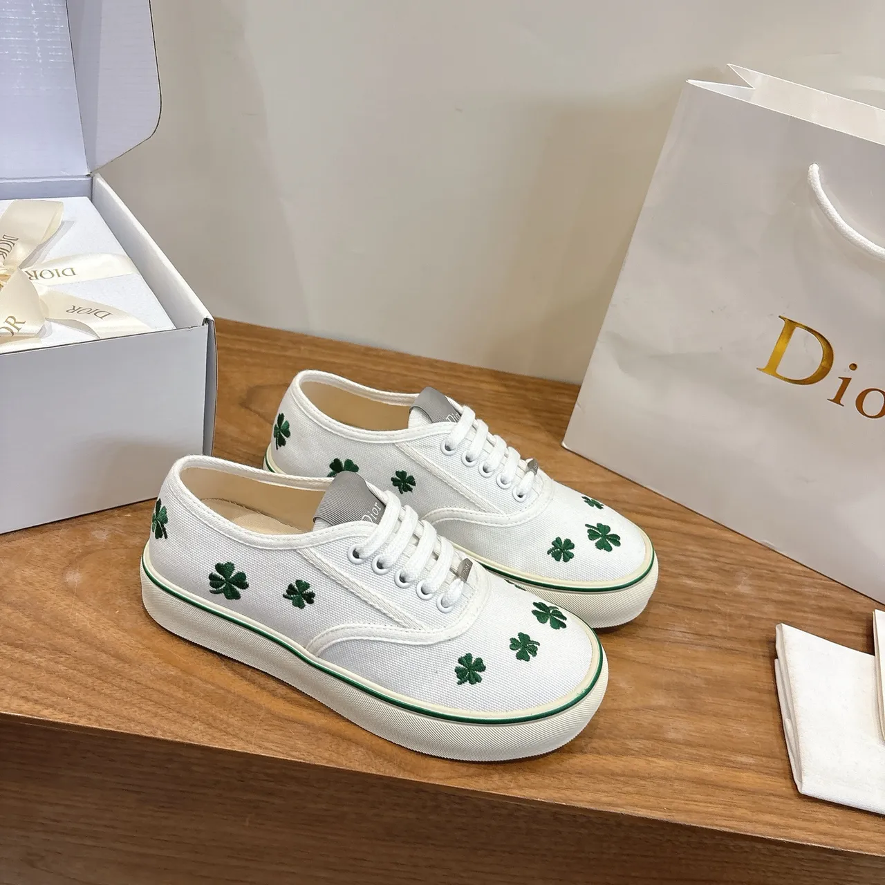 Dior White Green Embroidered Clovers Canvas Shoes