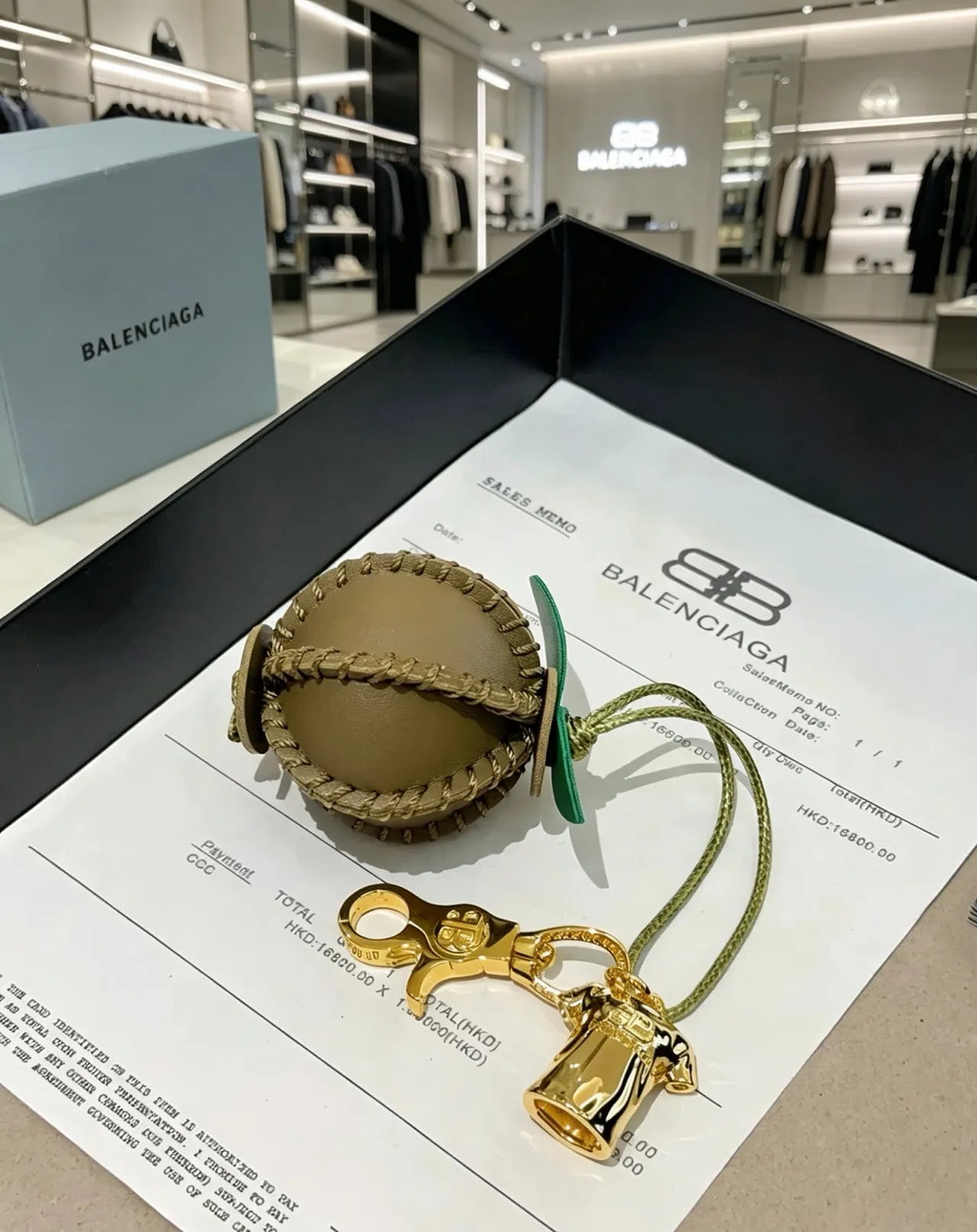 Balenciaga Beige Green Spherical Leather Rope-Woven Band Handbag