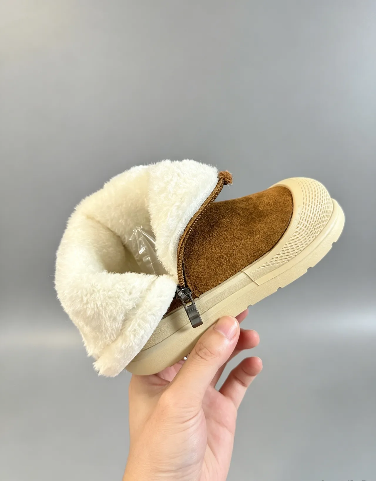 UGG Brown Beige Suede Upper Pull Tab Snow Boots