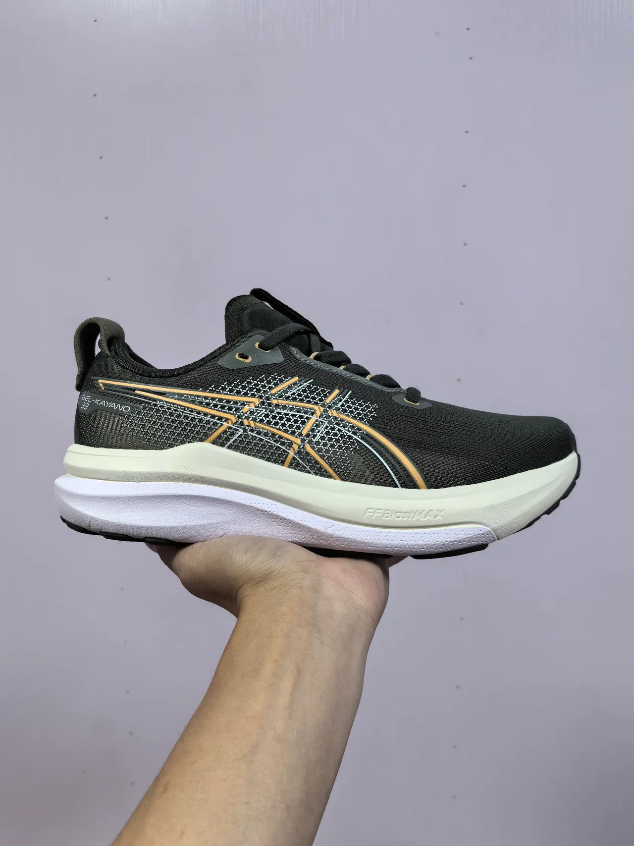 ASICS Gel-Kayano 33 Black Gold Running Shoes