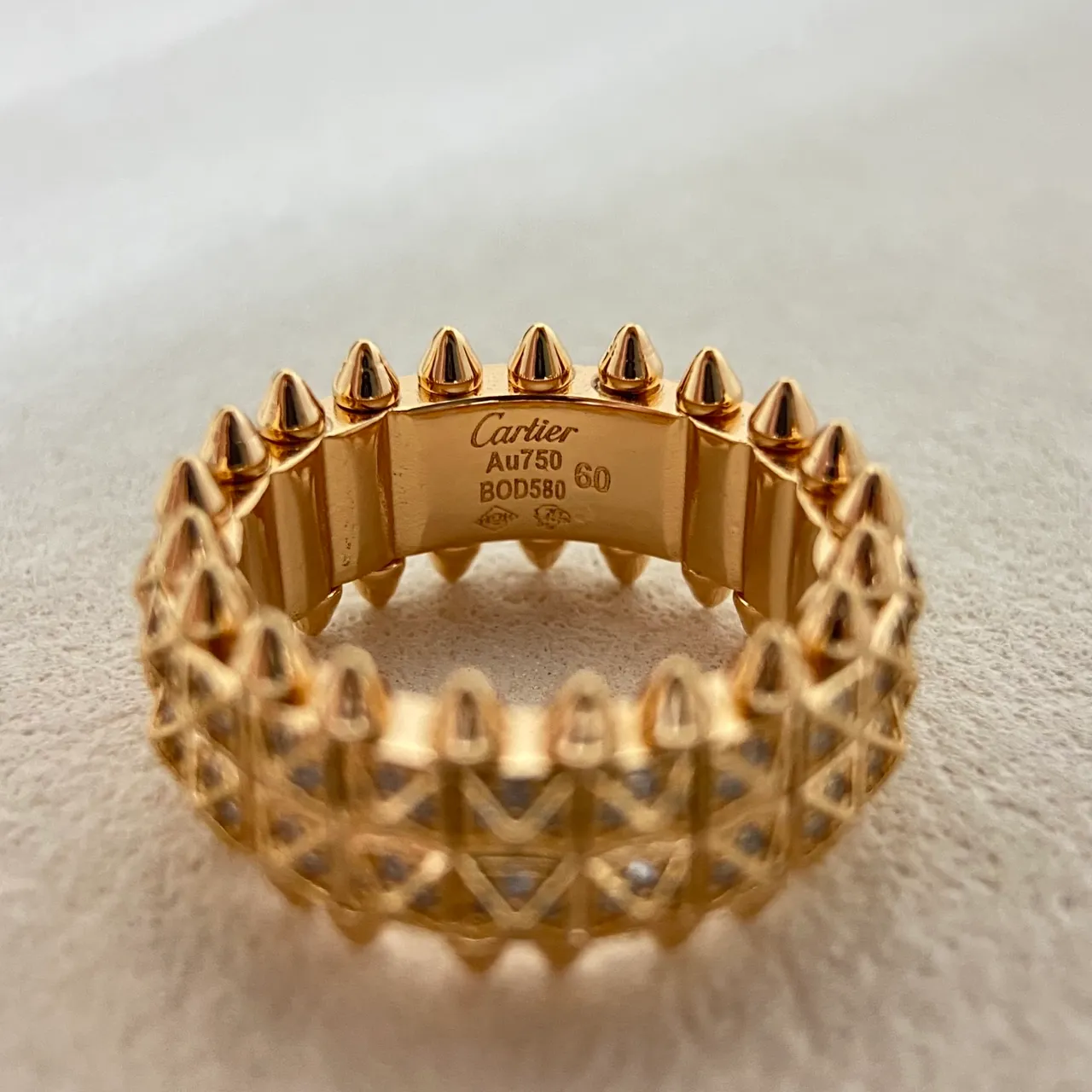 Spiked Pavé-Set Multi-Row Geometric Rings