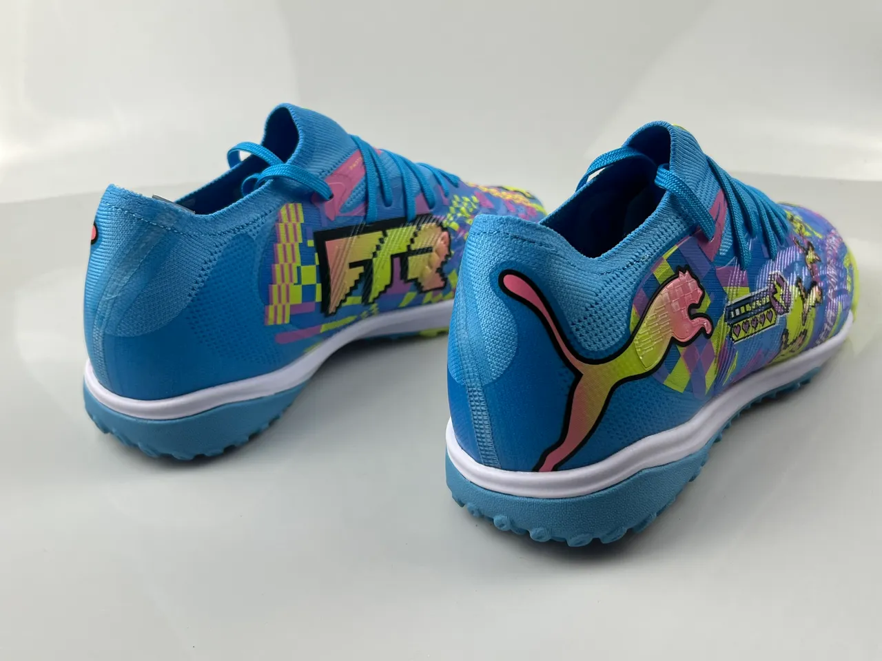 Puma Future Z Blue Multicolor Pixel-Art Graphic Upper Knit Sock-Like Collar Turf Soccer Shoes