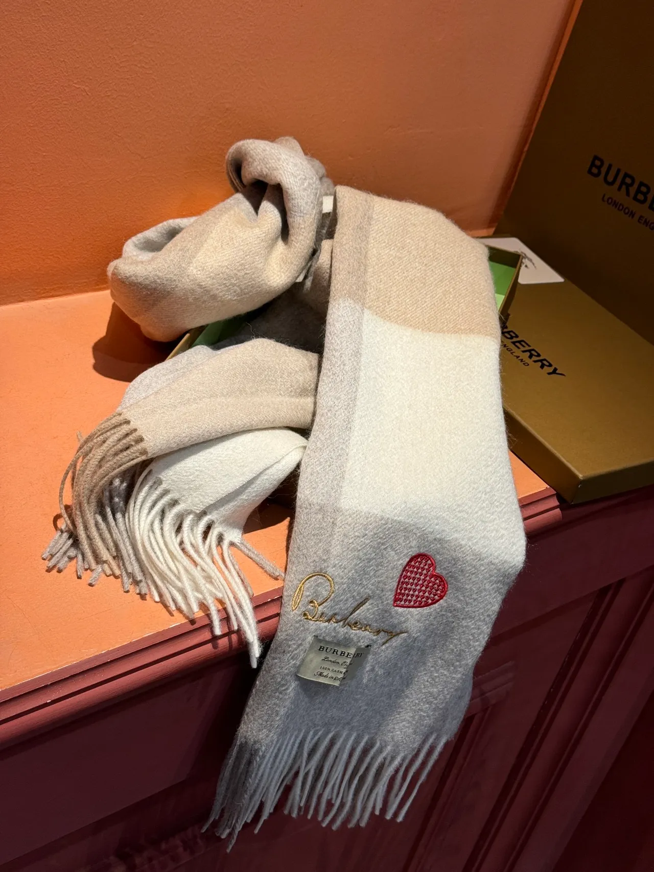 Burberry Beige Gray Large-Scale Check Pattern Fringed Edges Cashmere Scarf