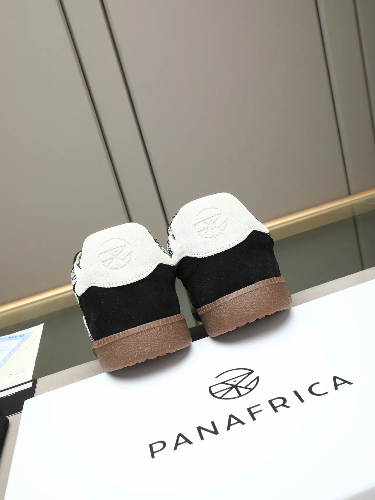 Black Brown Low-Top Suede And Jacquard Textile Upper Sneakers